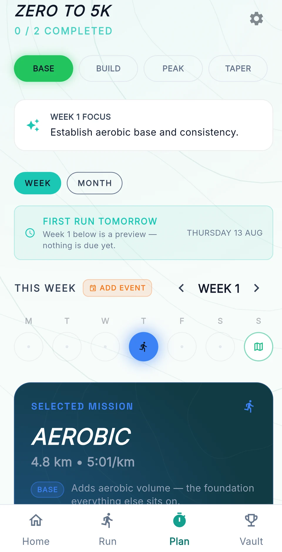 A Zero to 5K plan in the base phase, showing week 1's focus and the selected aerobic session